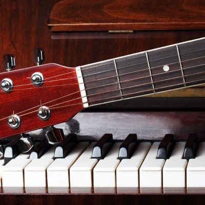 clases de guitarra y piano